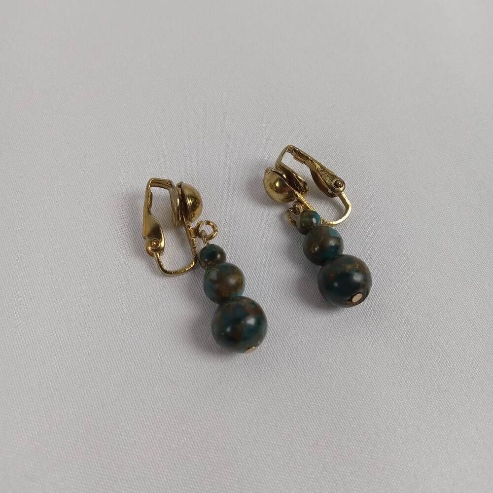 5/$25 Teal beaded earrings